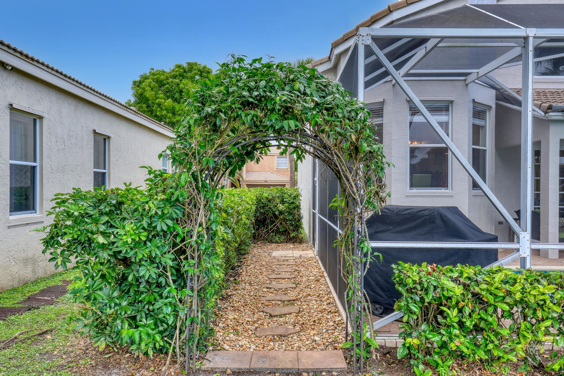 2063 Reston Circle, Royal Palm Beach, FL 33411 Photo
