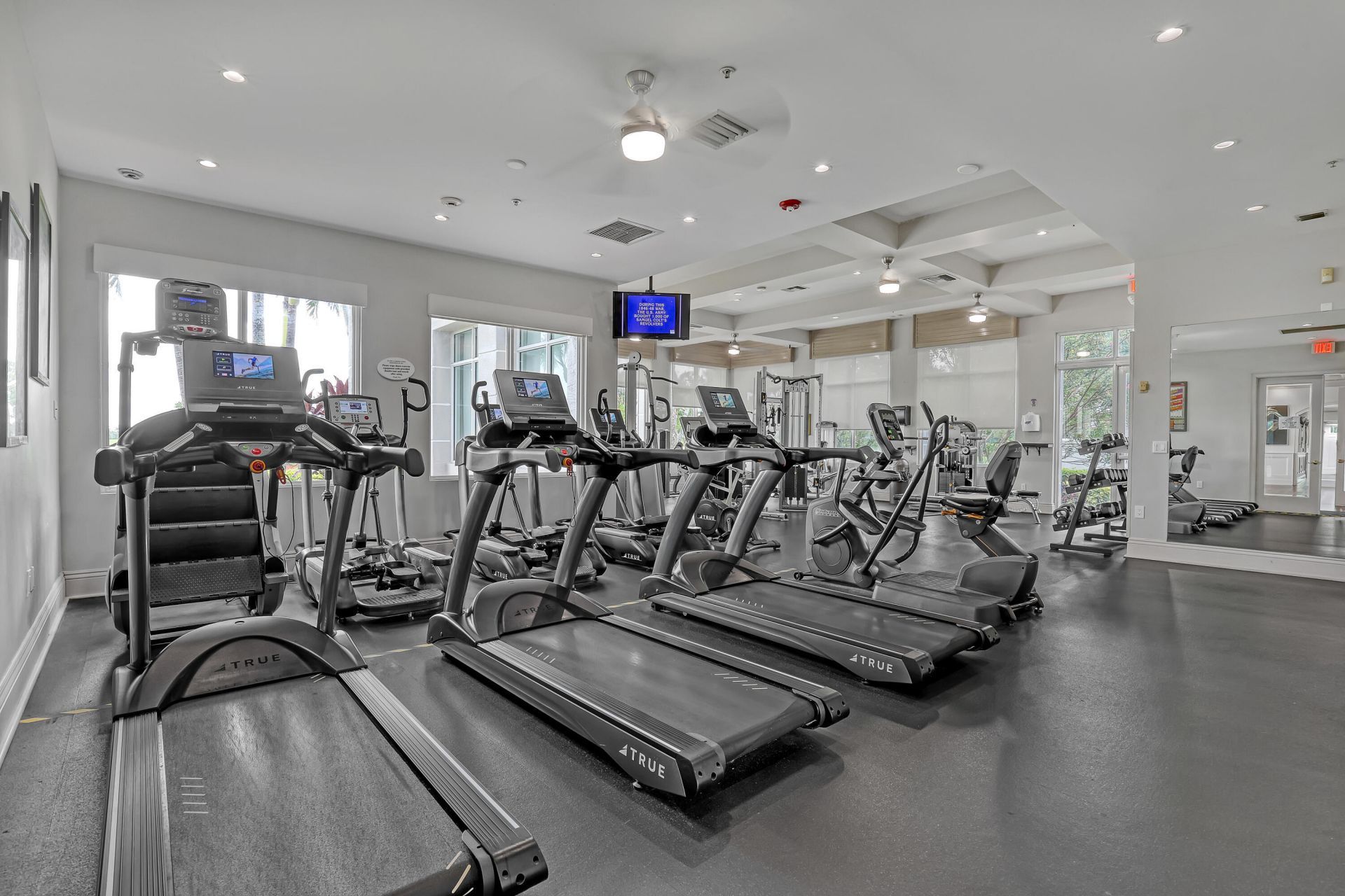 2063 Reston Circle, Royal Palm Beach, FL 33411 Photo