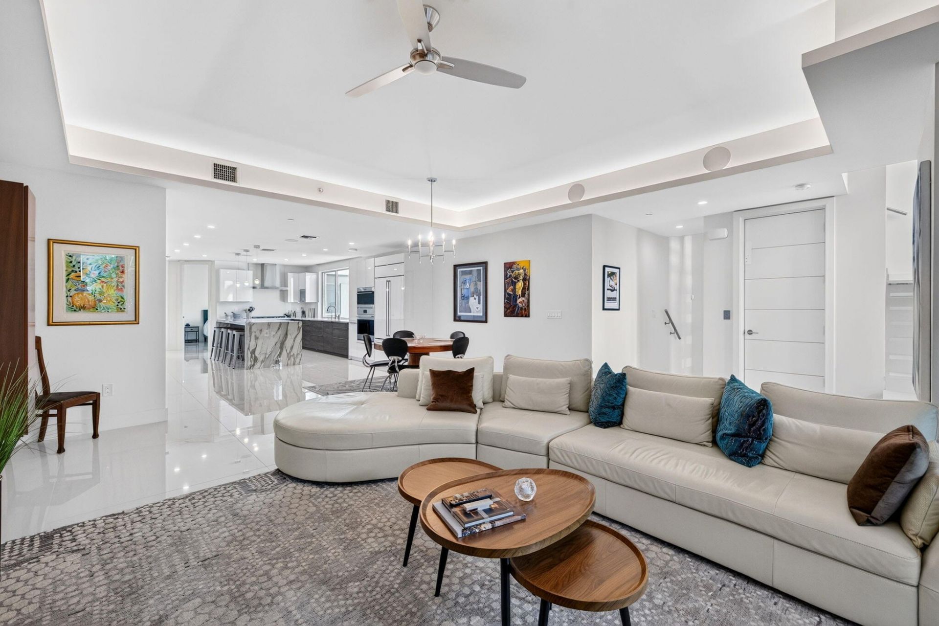 244 Garden Court, Lauderdale by the Sea, FL 33308 Photo