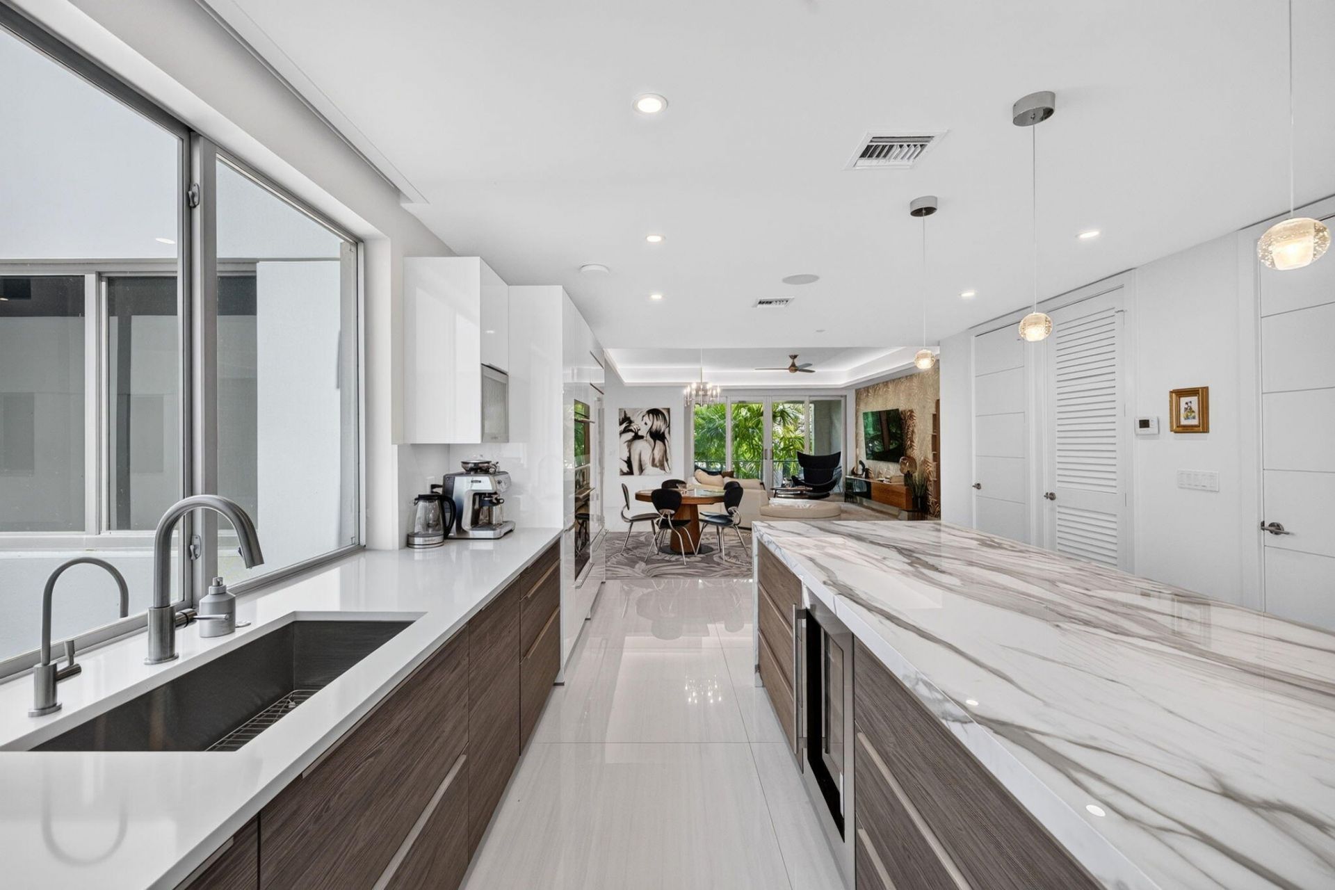 244 Garden Court, Lauderdale by the Sea, FL 33308 Photo