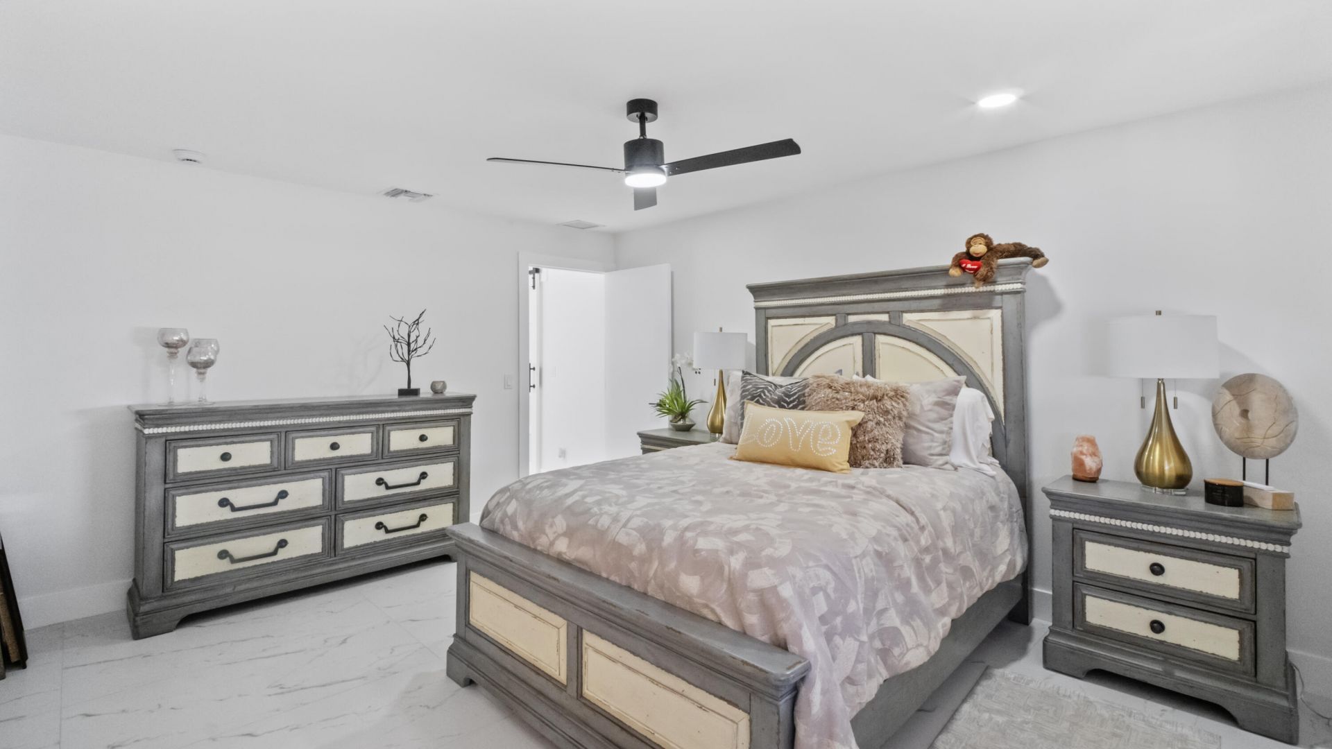 625 W 2nd Street, Riviera Beach, FL 33404 Photo
