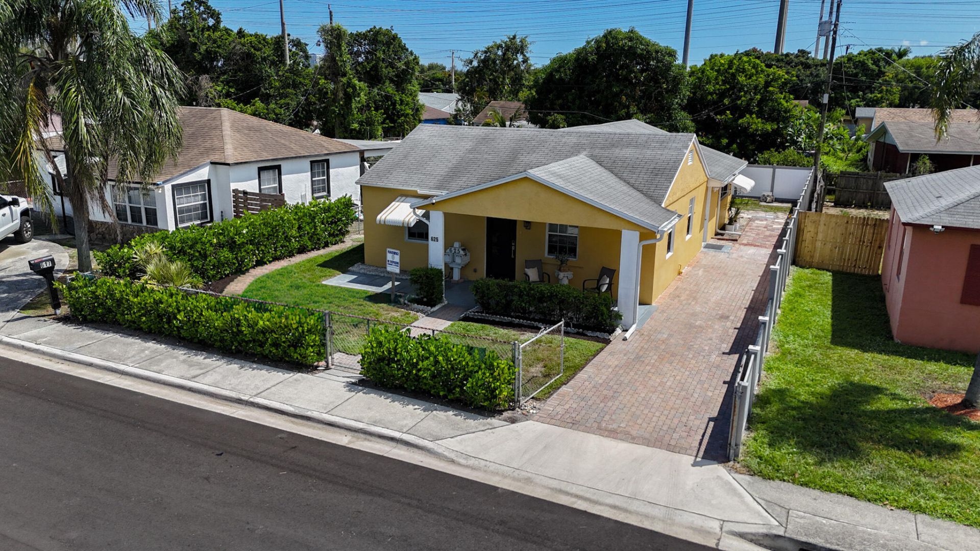 625 W 2nd Street, Riviera Beach, FL 33404 Photo