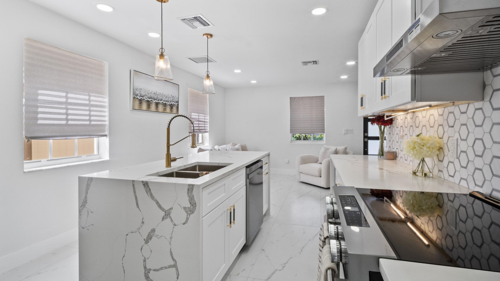 625 W 2nd Street, Riviera Beach, FL 33404 Photo