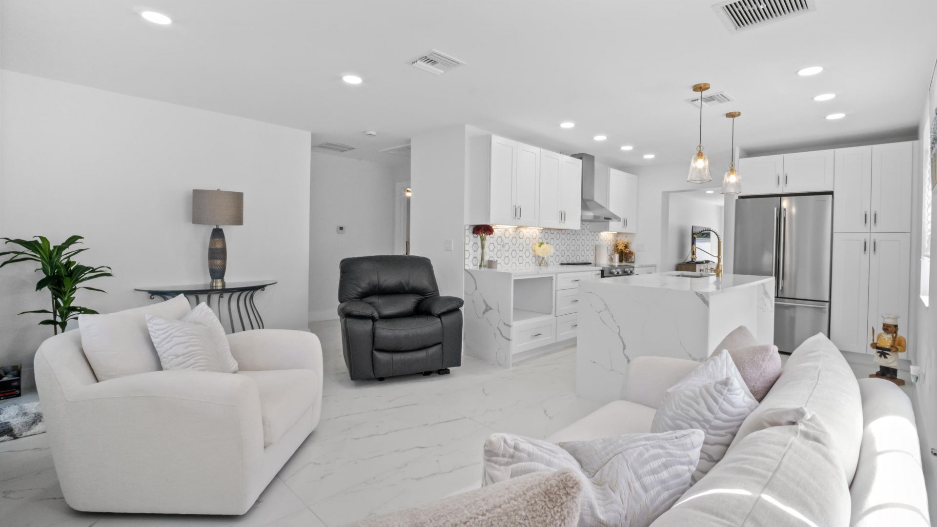 625 W 2nd Street, Riviera Beach, FL 33404 Photo