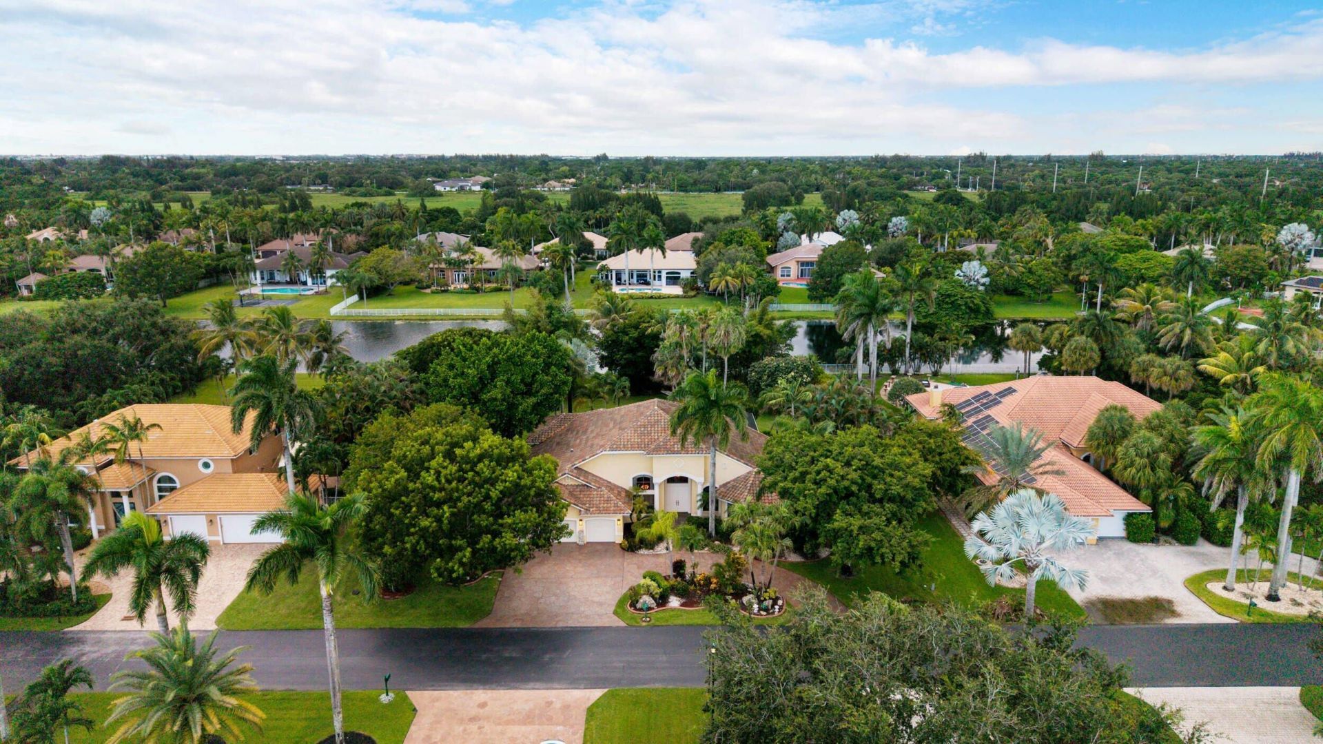 2191 SW 131st Terrace, Davie, FL 33325 Photo