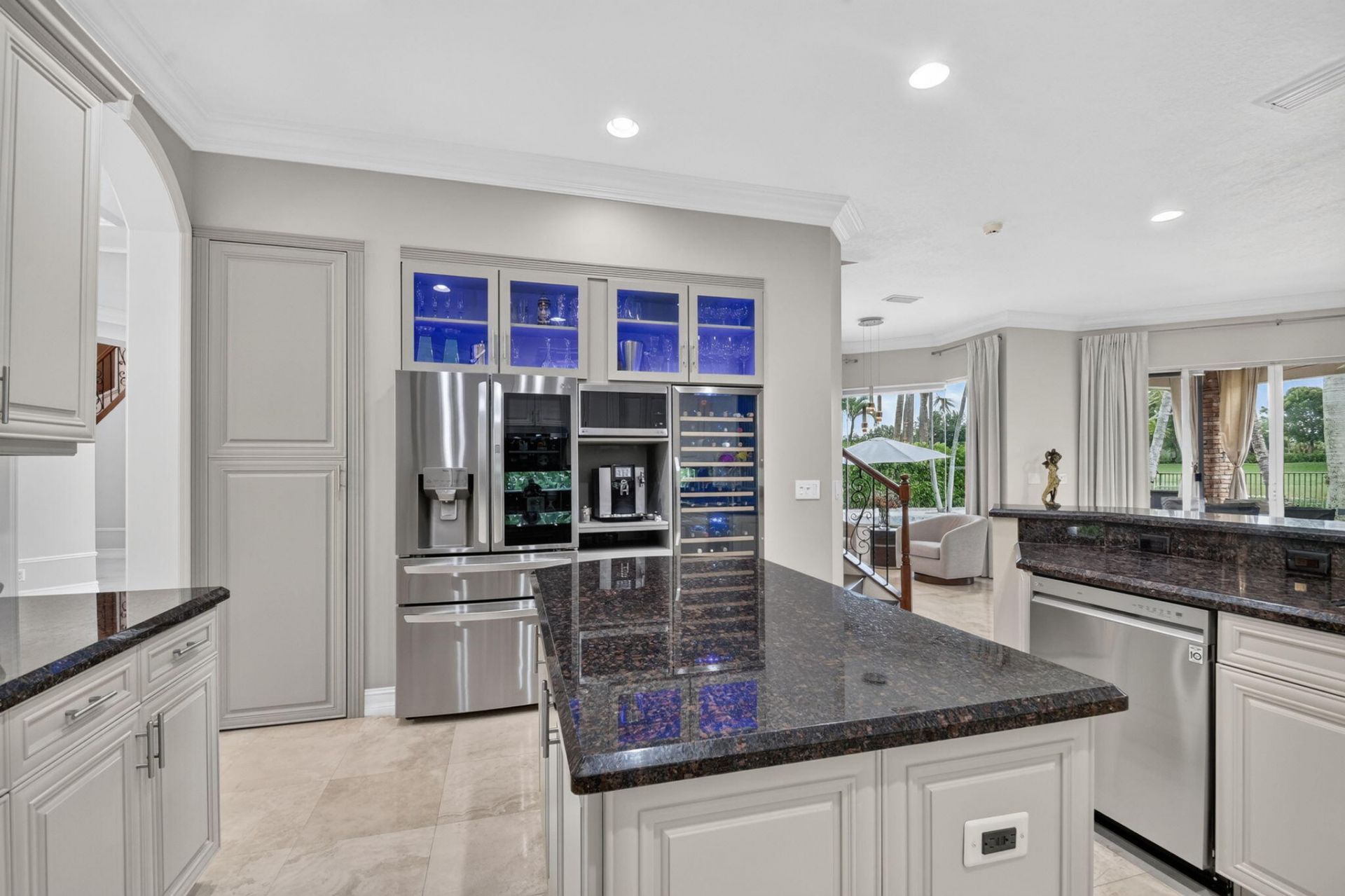 718 Edgebrook Lane, West Palm Beach, FL 33411 Photo