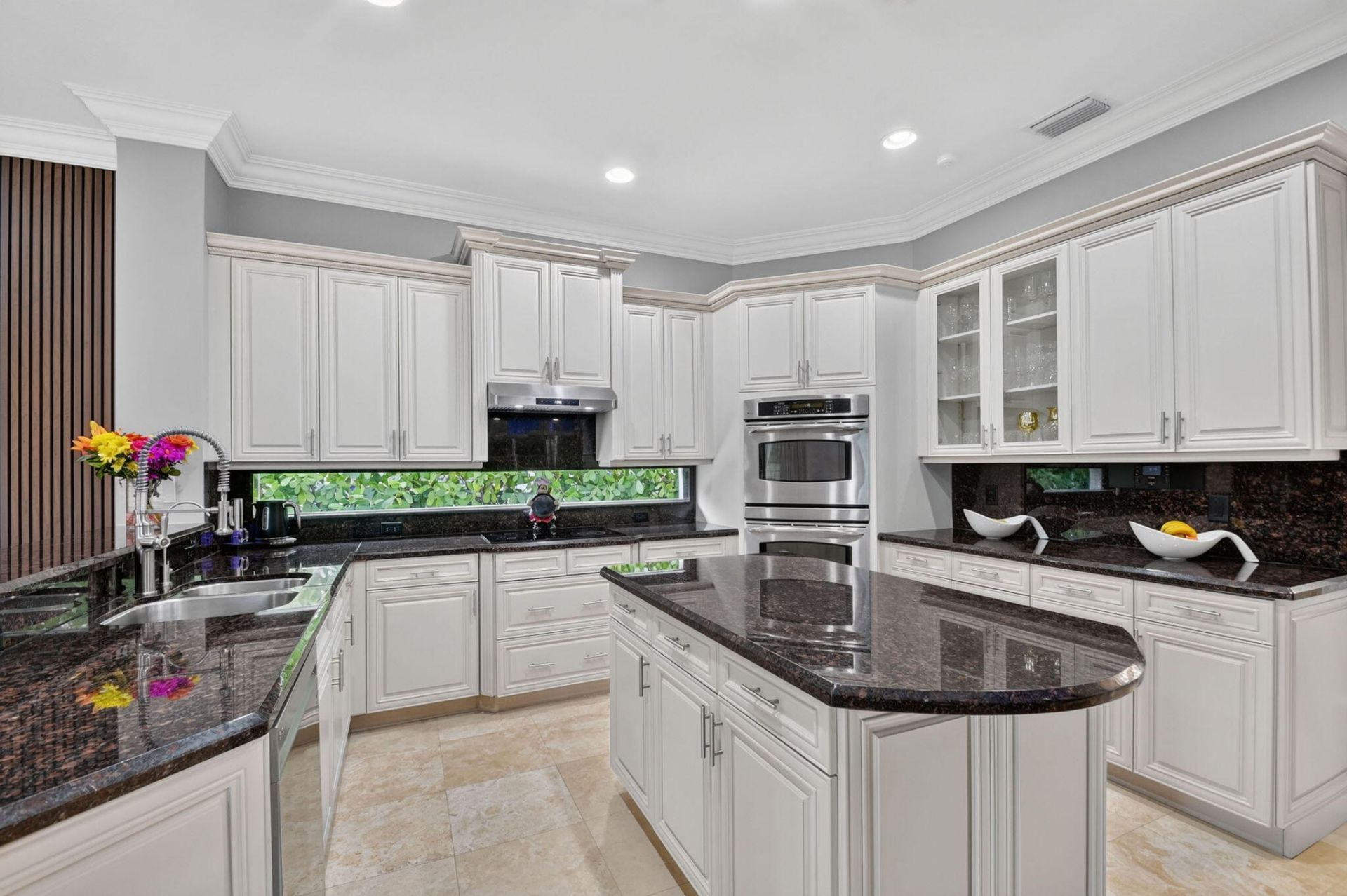 718 Edgebrook Lane, West Palm Beach, FL 33411 Photo