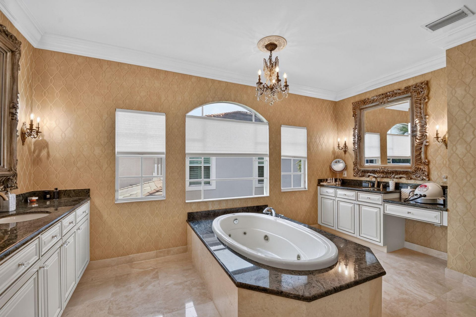 718 Edgebrook Lane, West Palm Beach, FL 33411 Photo