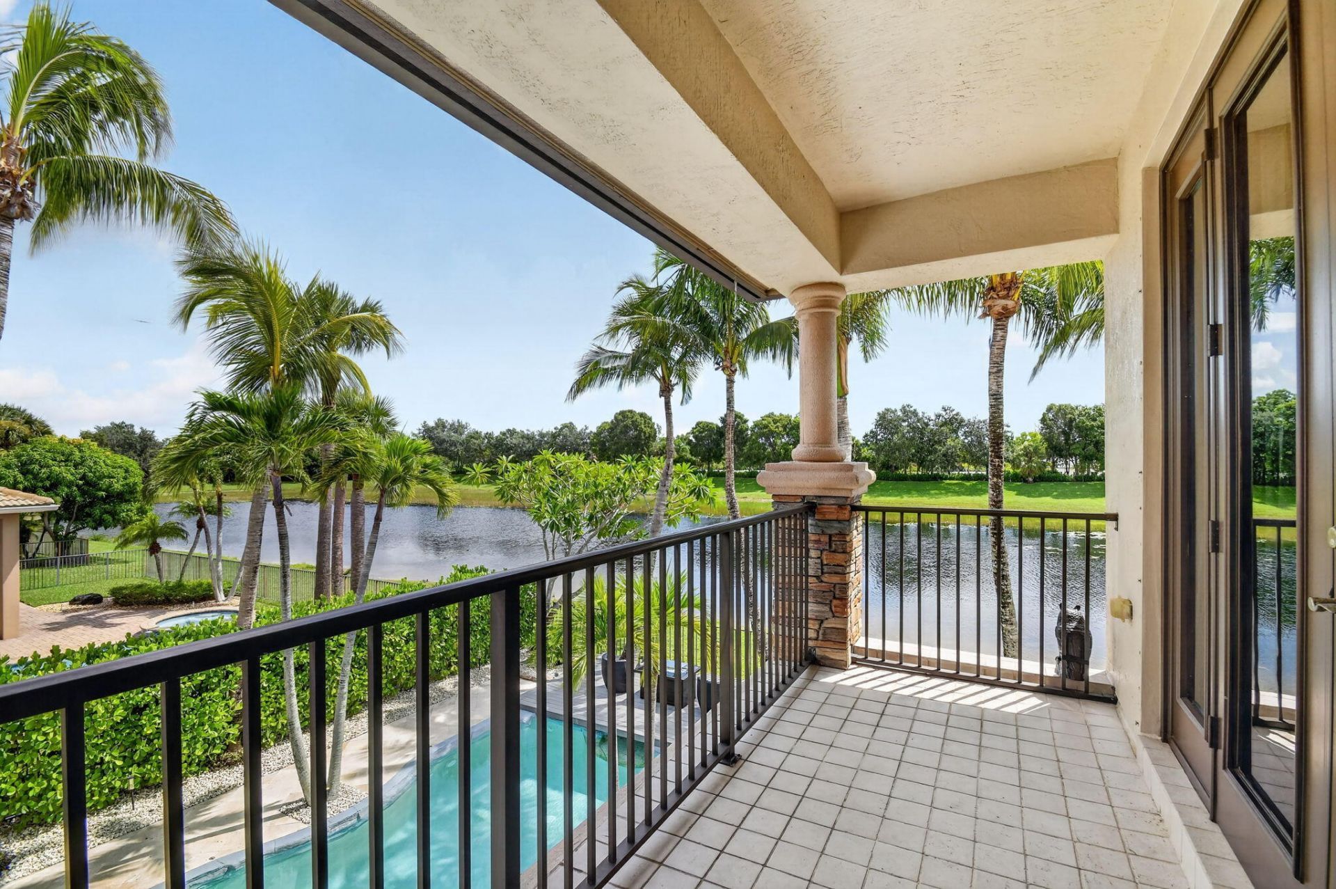 718 Edgebrook Lane, West Palm Beach, FL 33411 Photo