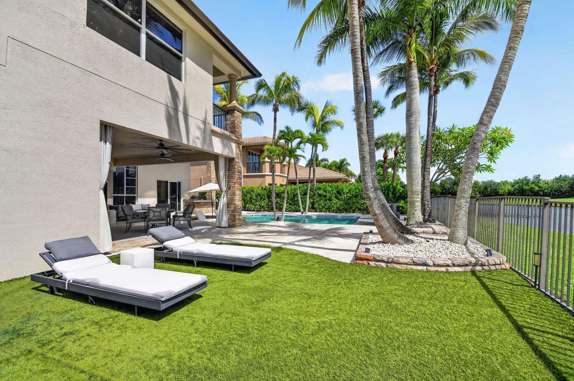 718 Edgebrook Lane, West Palm Beach, FL 33411 Photo