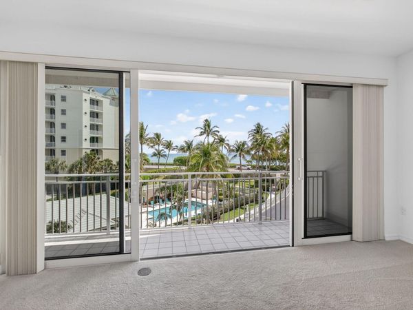 1660 S Highway A1A (Incl. separate deeded guest su, Unit 222, Jupiter, FL 33477