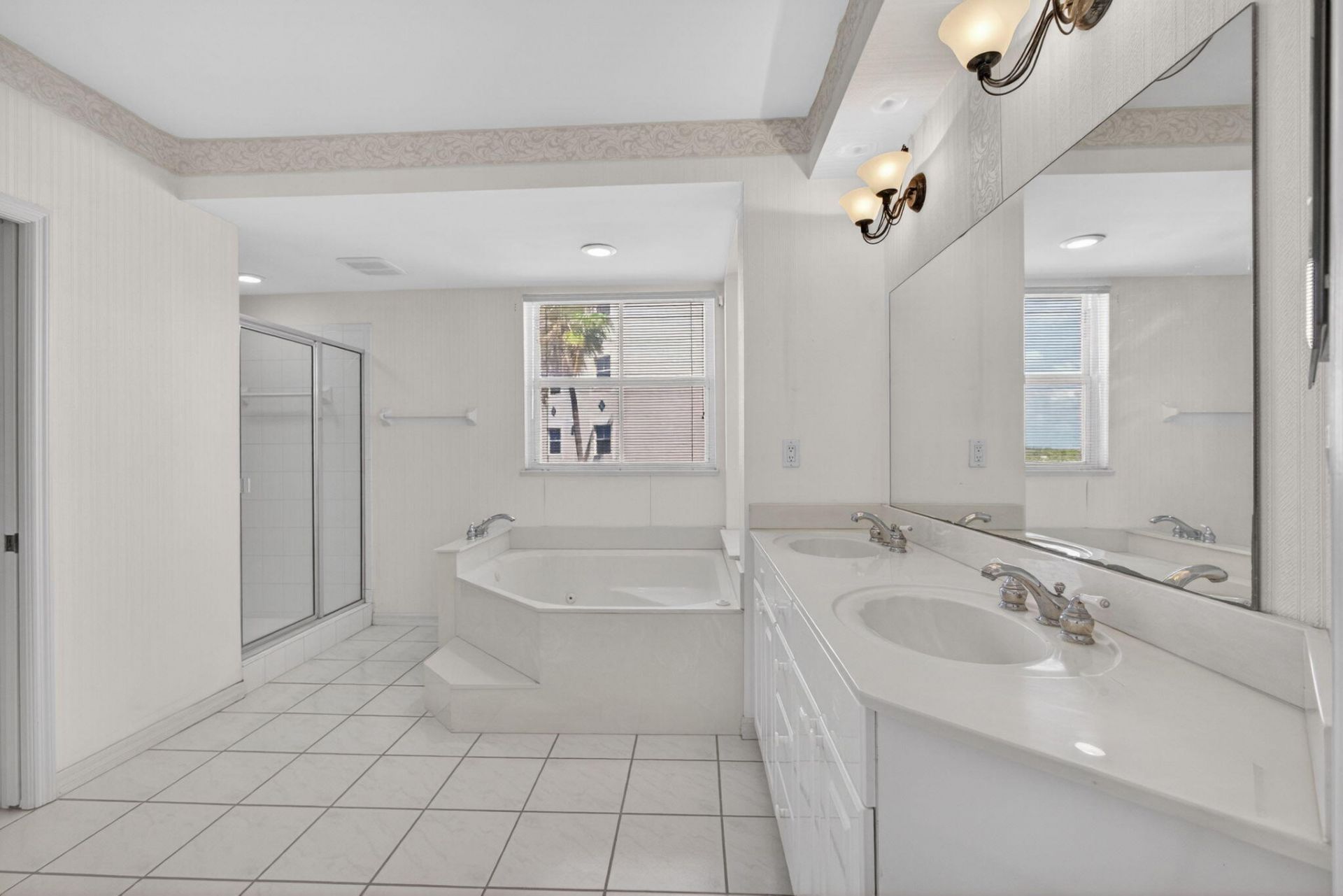 1660 S Highway A1a (incl. Separate Deeded Guest Su, Unit 222, Jupiter, FL 33477 Photo