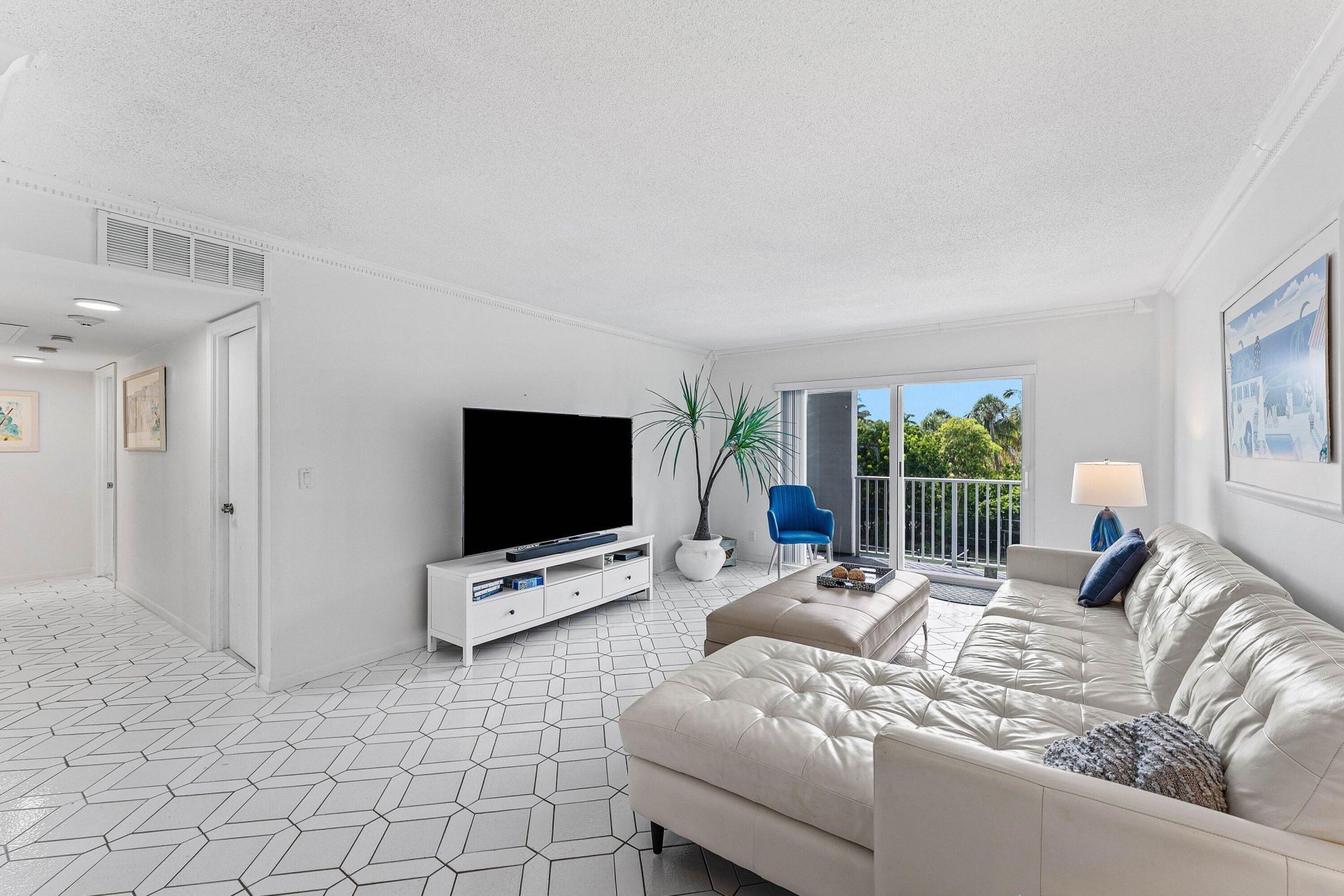 1111 S Ocean Boulevard, Unit 315, Boca Raton, FL 33432 Photo