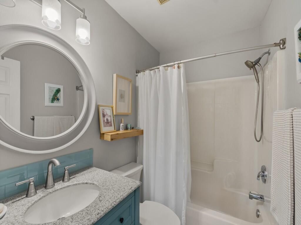 1007 E 13th Square, Vero Beach, FL 32960 Photo