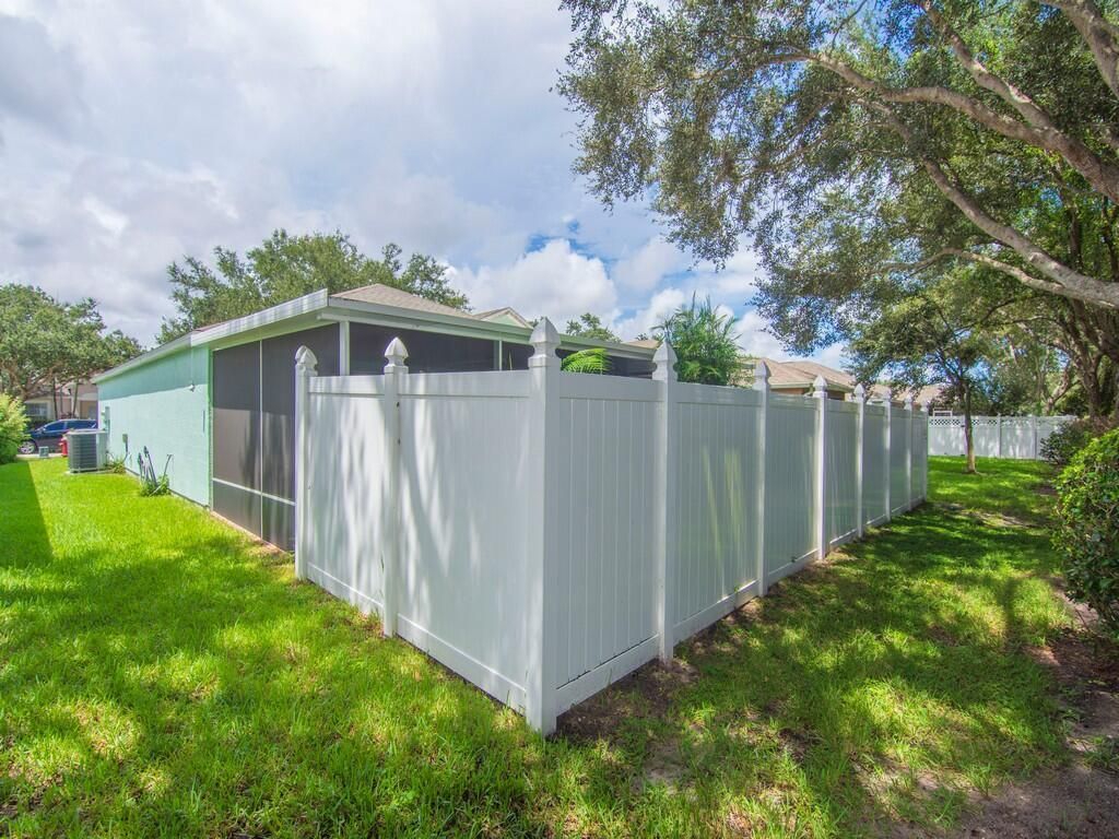 1007 E 13th Square, Vero Beach, FL 32960 Photo