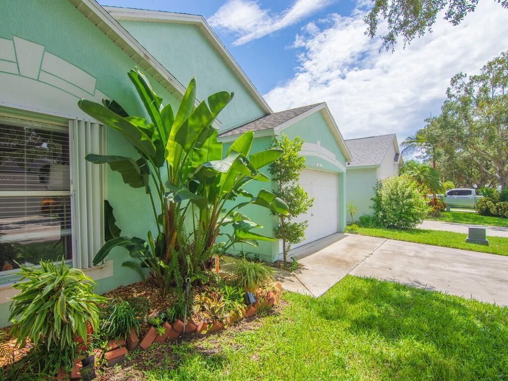 1007 E 13th Square, Vero Beach, FL 32960 Photo