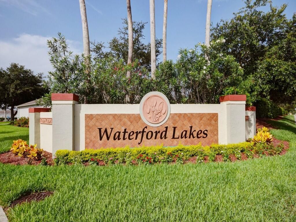 1007 E 13th Square, Vero Beach, FL 32960 Photo