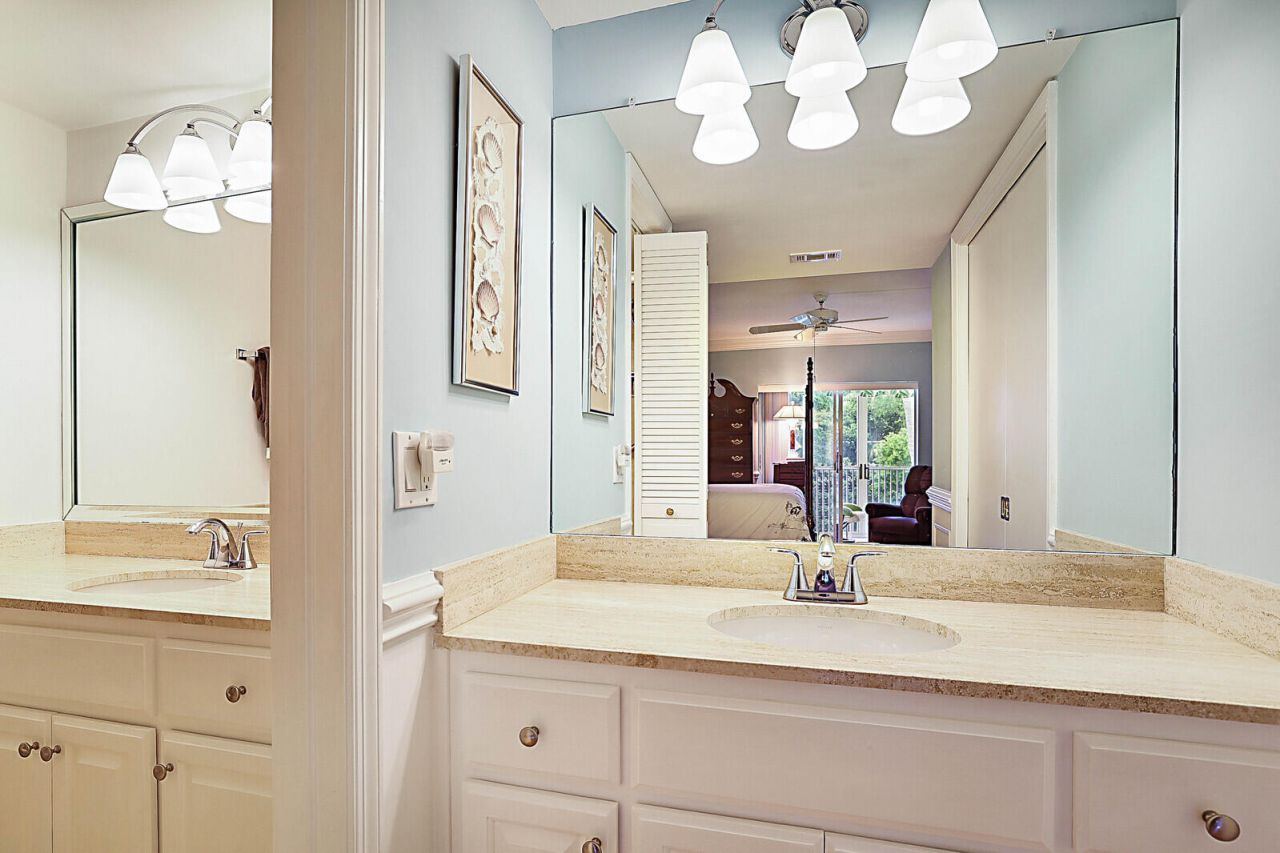 700 NE Harbour Terrace, Unit 2310, Boca Raton, FL 33431 Photo