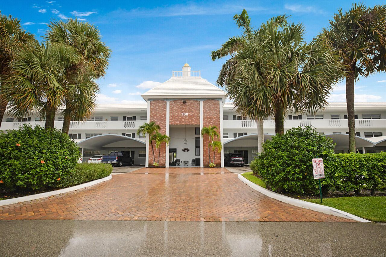 700 NE Harbour Terrace, Unit 2310, Boca Raton, FL 33431 Photo