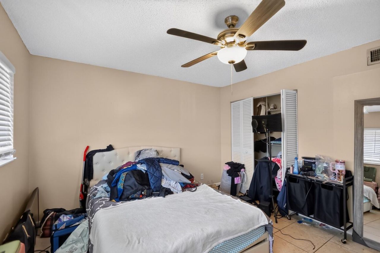 3254 N Pine Island Road, Sunrise, FL 33351 Photo