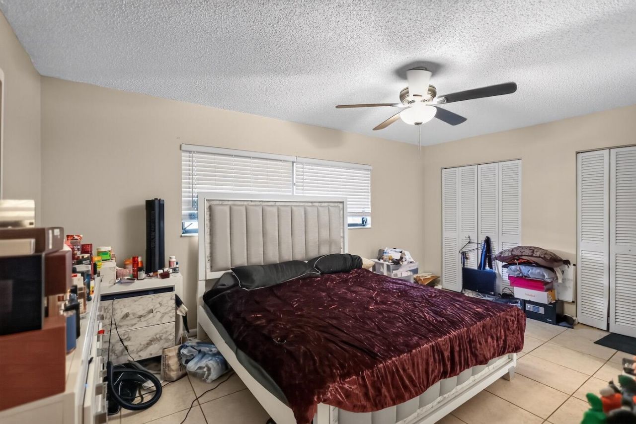3254 N Pine Island Road, Sunrise, FL 33351 Photo