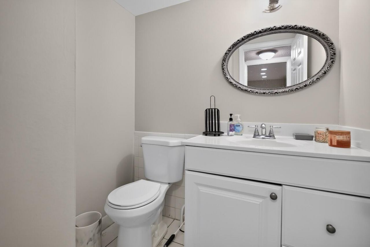 3254 N Pine Island Road, Sunrise, FL 33351 Photo