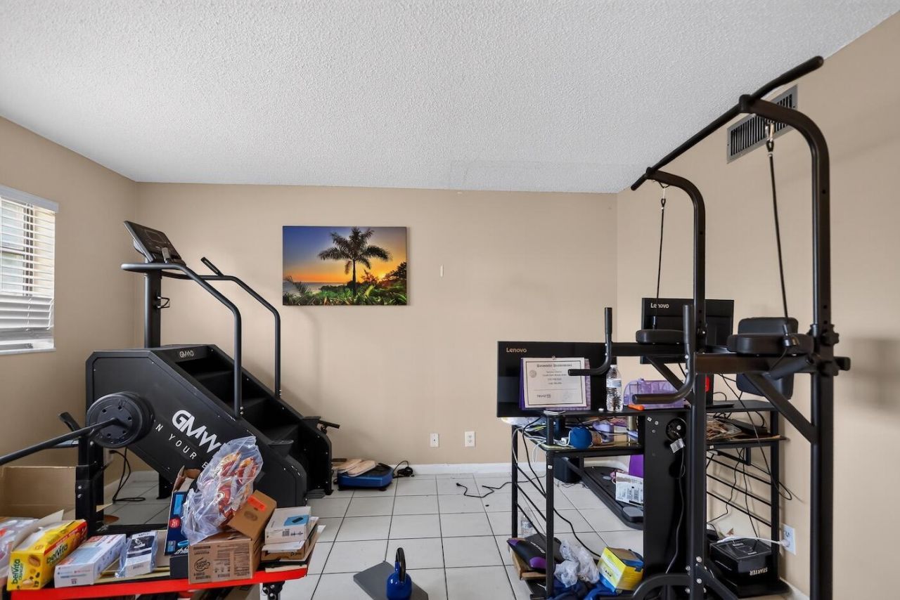 3254 N Pine Island Road, Sunrise, FL 33351 Photo