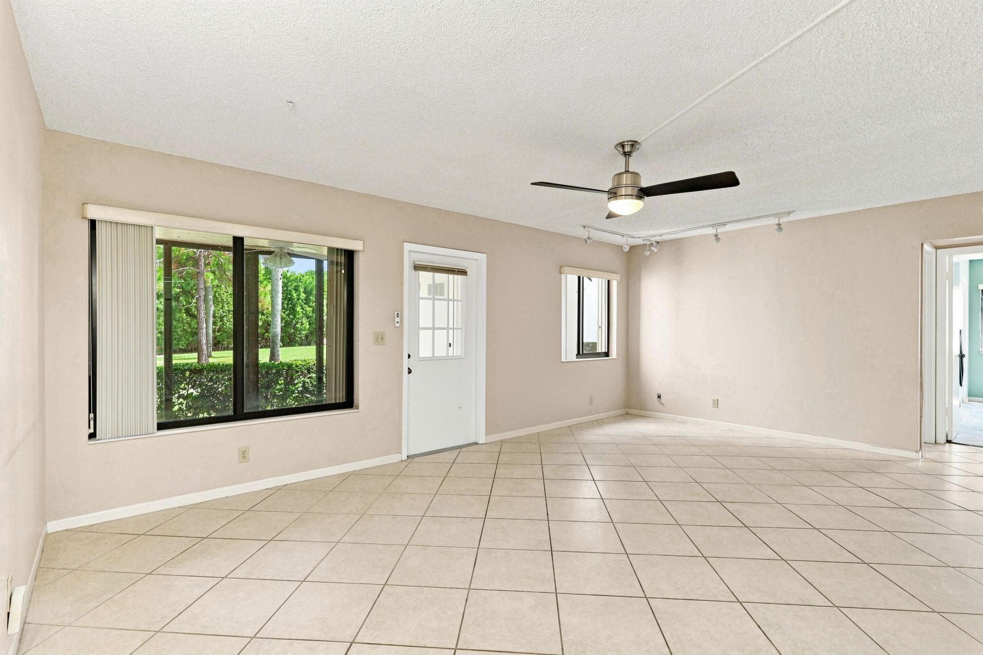 314 Knotty Pine Circle, Unit C-1, Greenacres, FL 33463 Photo