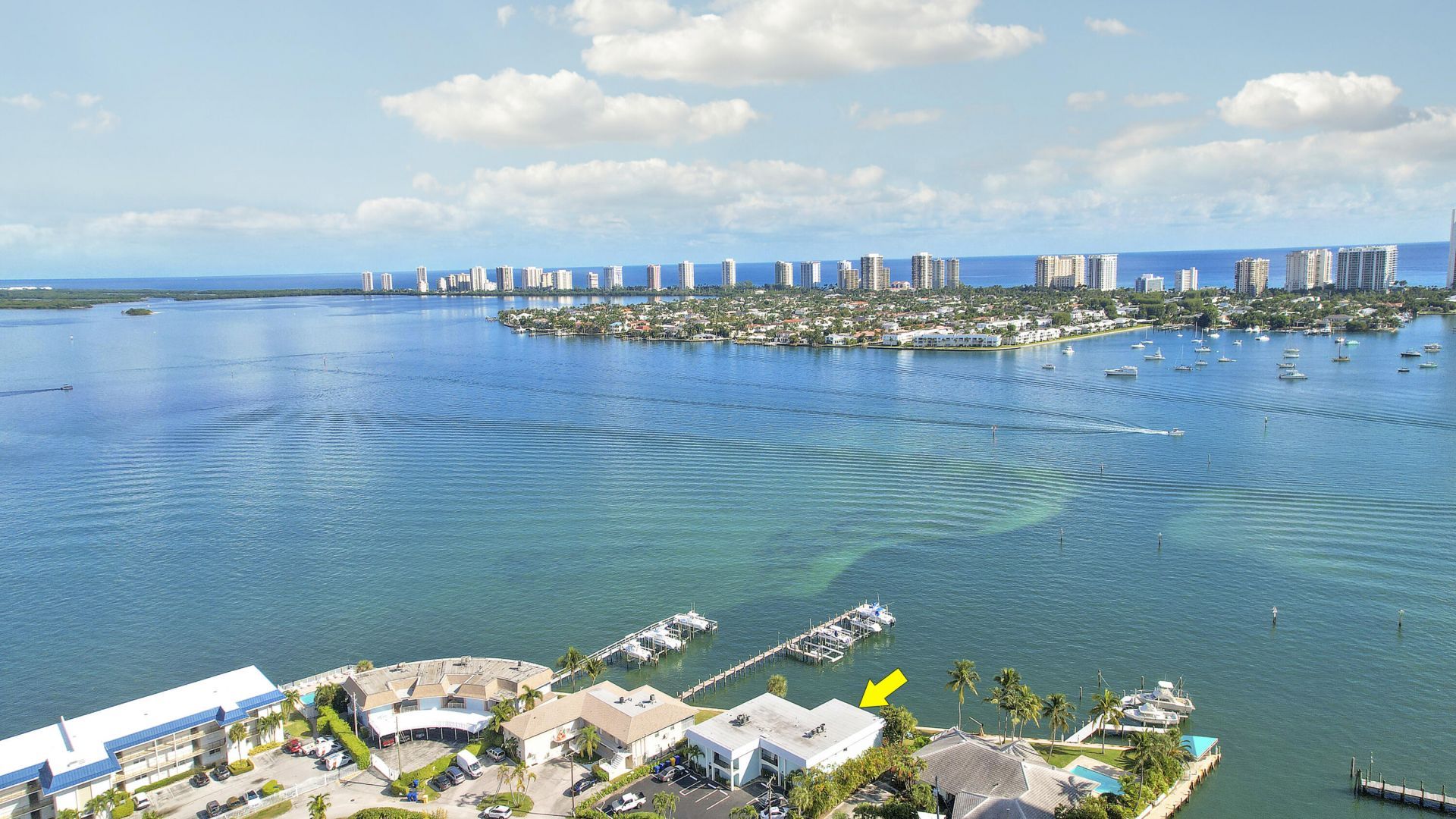 360 Wilma Circle, Riviera Beach, FL 00000 Photo