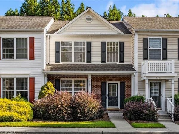 3967 Elizabeth Glen Way , Jamestown, NC 27282