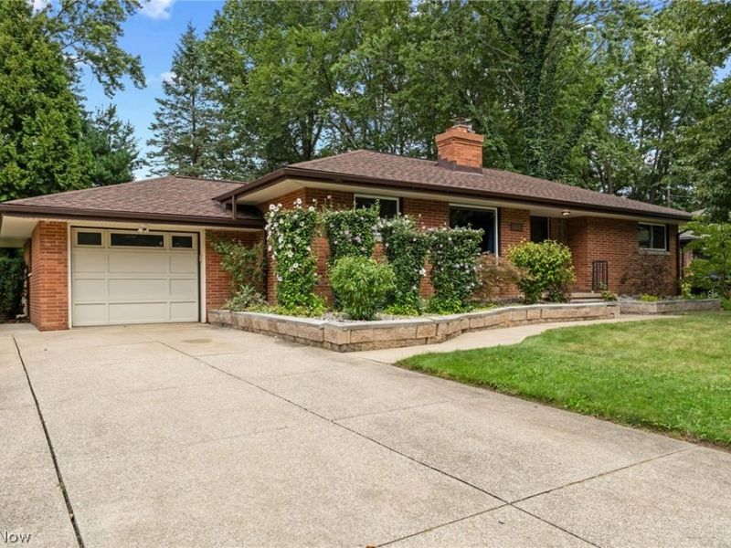 1287 Garman Road, Akron, OH 44313 Photo 2