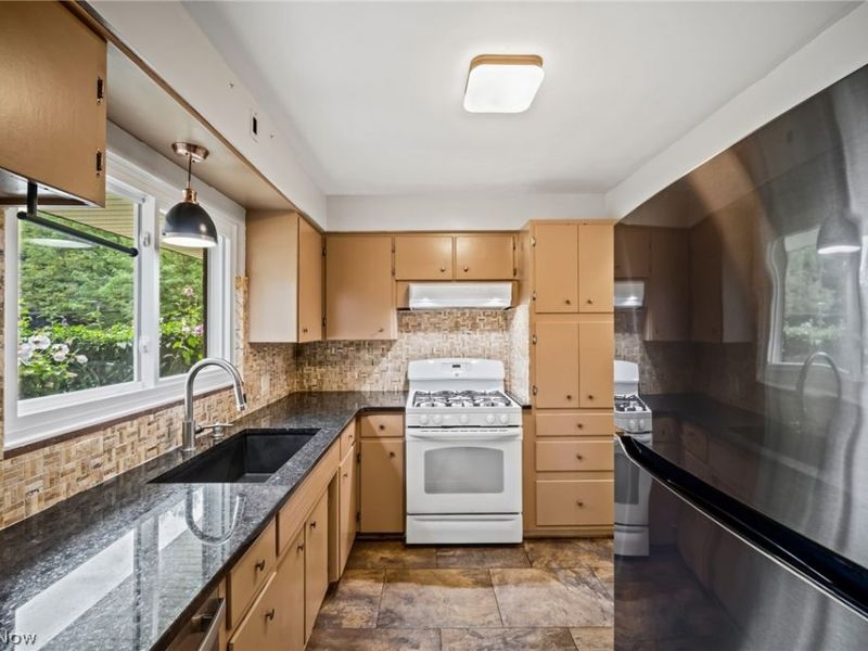 1287 Garman Road, Akron, OH 44313 Photo 7