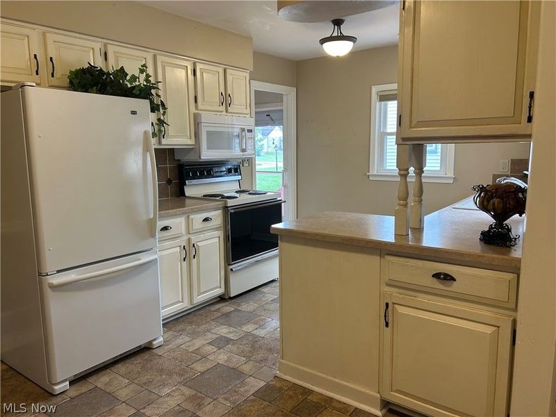 148 Marcia Drive, Austintown, OH 44515 Photo 6