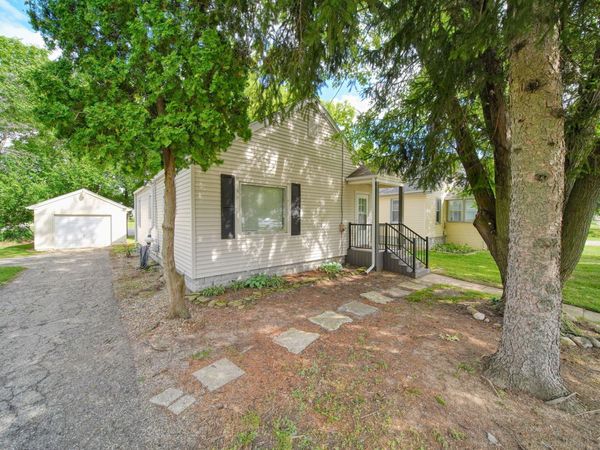 239 Cottage Street, Spring Arbor, MI 49283