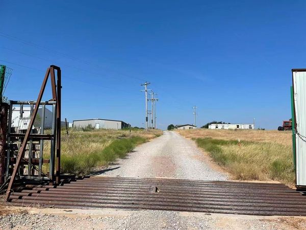 3330 County Street 2790, Cement, OK 73017