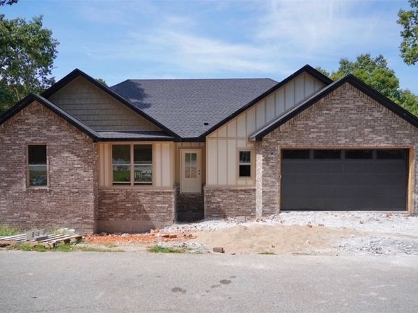 19 Egton Drive , Bella Vista, AR 72714