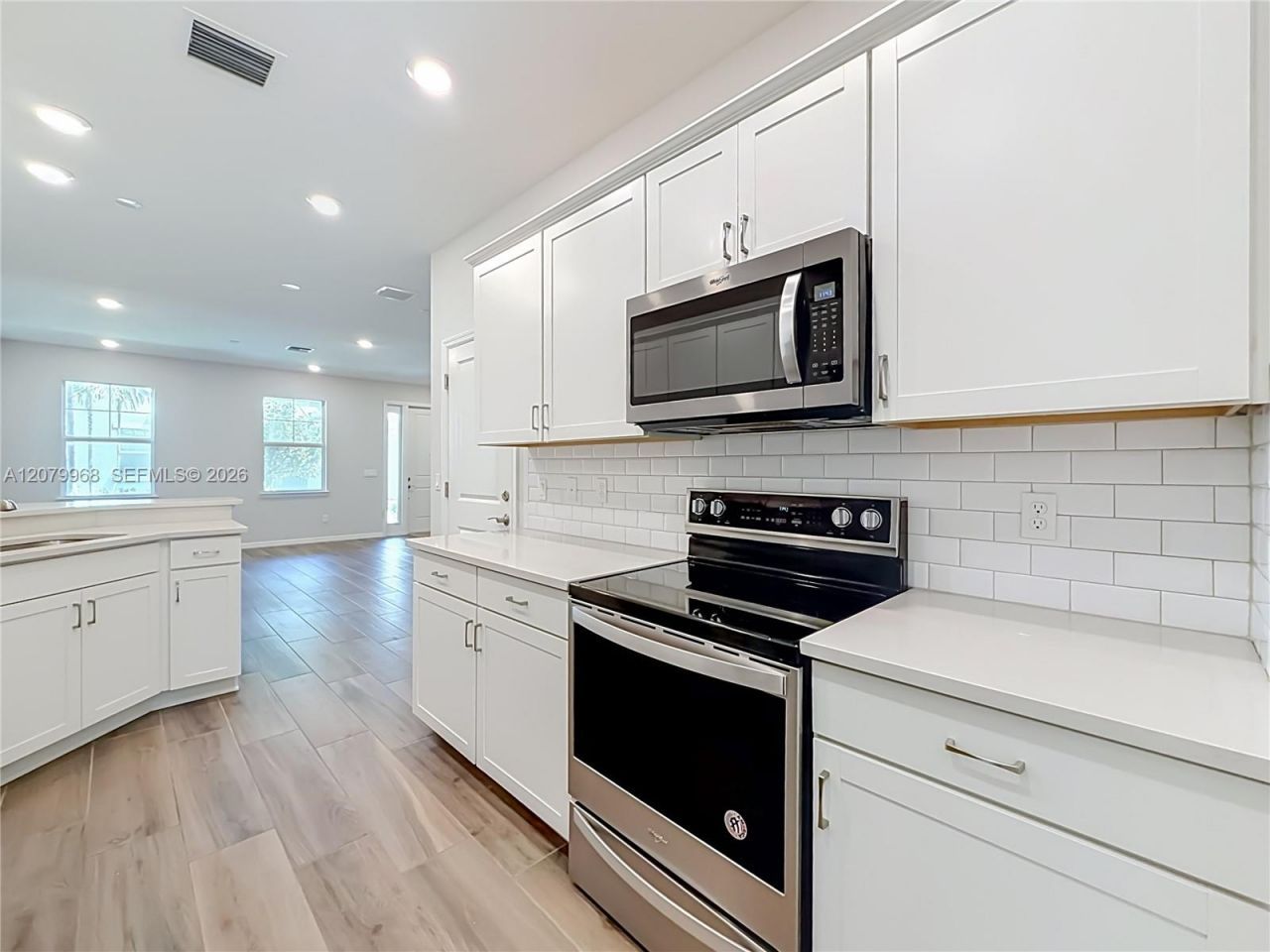 1040 Eucalyptus Dr, Unit 2, Hollywood, FL 33021 Photo