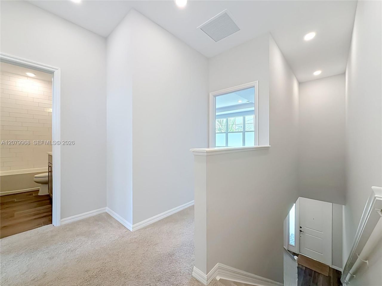 1040 Eucalyptus Dr, Unit 2, Hollywood, FL 33021 Photo
