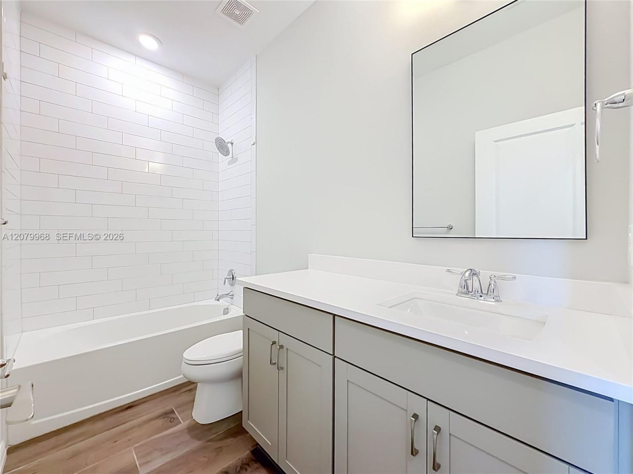 1040 Eucalyptus Dr, Unit 2, Hollywood, FL 33021 Photo