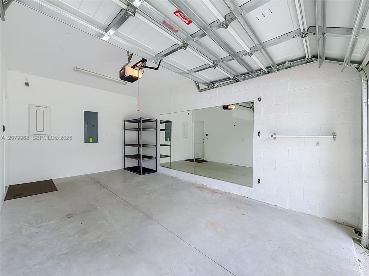 1040 Eucalyptus Dr, Unit 2, Hollywood, FL 33021 Photo