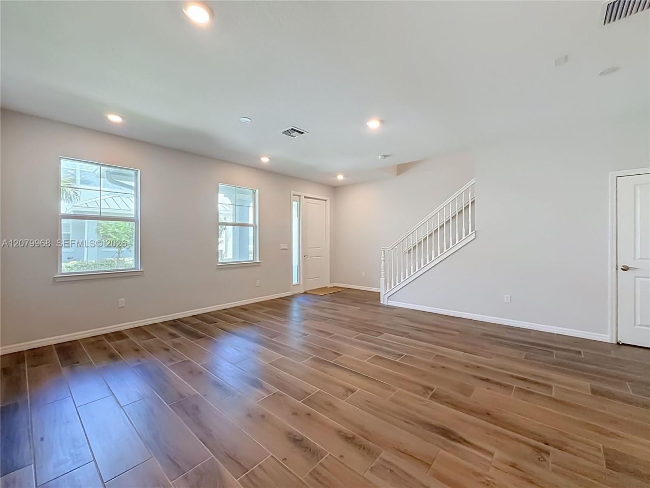 1040 Eucalyptus Dr, Unit 2, Hollywood, FL 33021 Photo