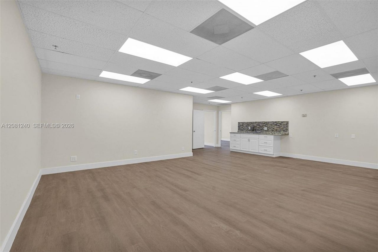 2691 E Oakland Park Blvd, Unit 401, Fort Lauderdale, FL 33306 Photo