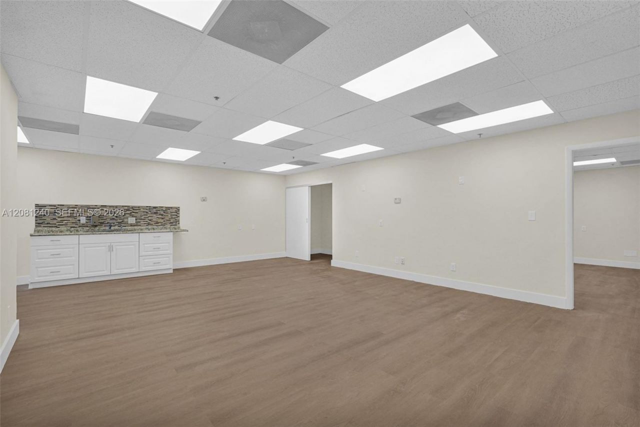 2691 E Oakland Park Blvd, Unit 401, Fort Lauderdale, FL 33306 Photo