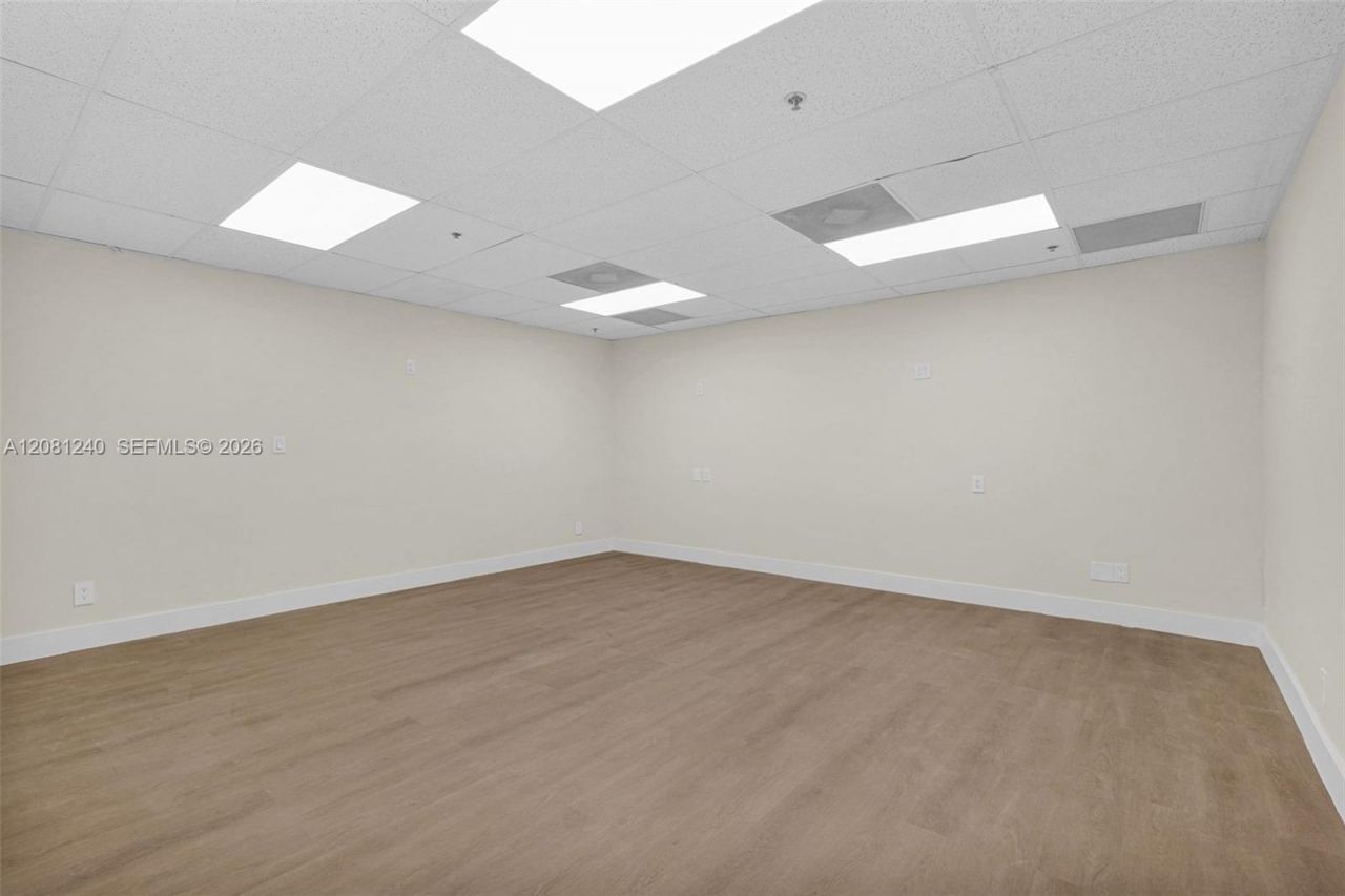 2691 E Oakland Park Blvd, Unit 401, Fort Lauderdale, FL 33306 Photo
