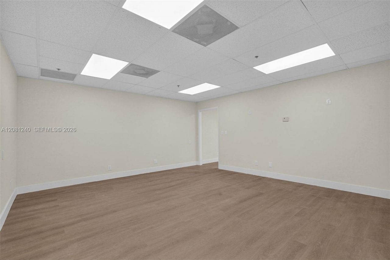 2691 E Oakland Park Blvd, Unit 401, Fort Lauderdale, FL 33306 Photo