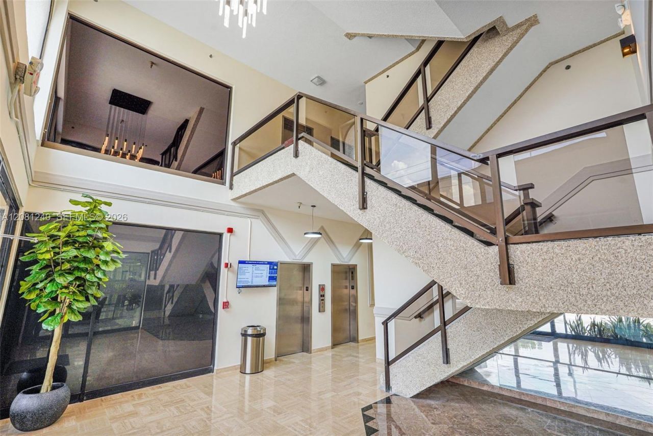 2691 E Oakland Park Blvd, Unit 401, Fort Lauderdale, FL 33306 Photo