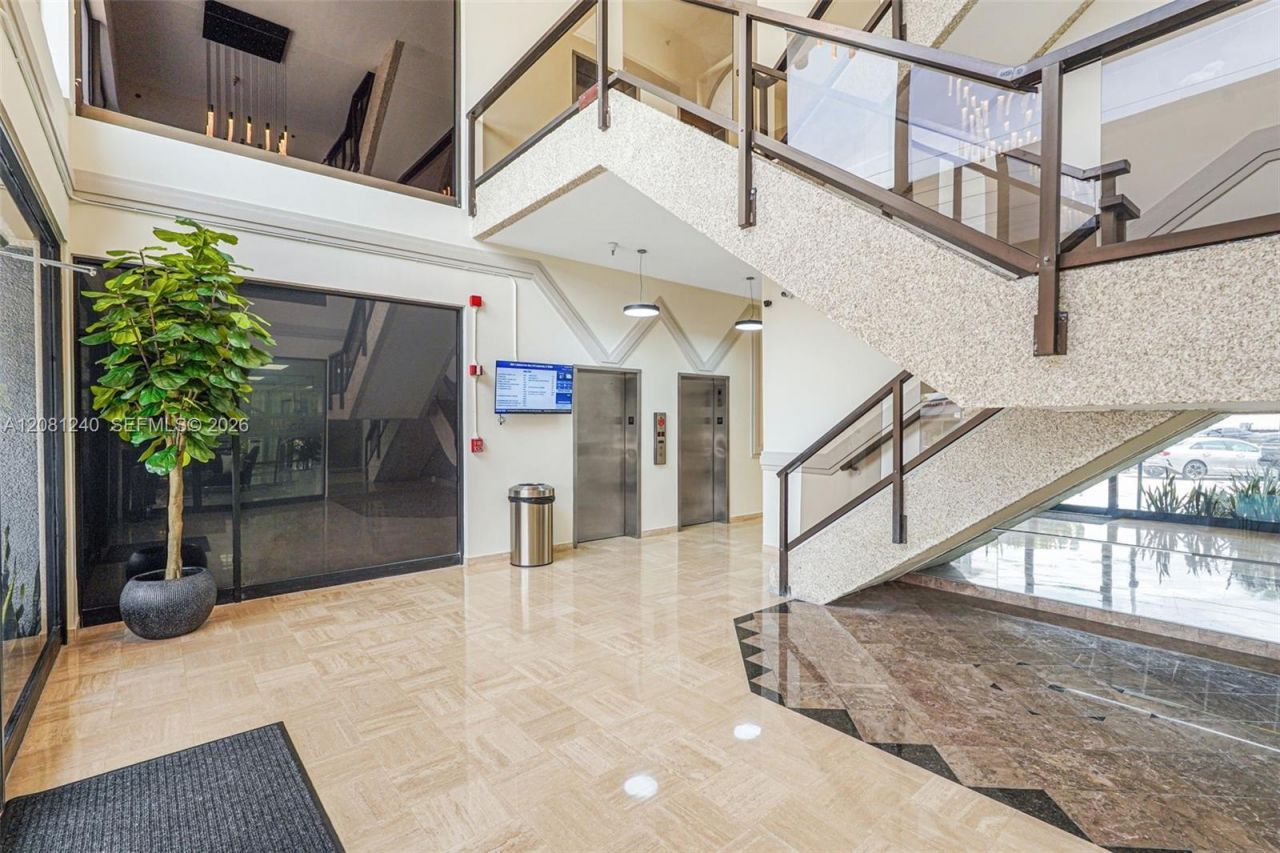 2691 E Oakland Park Blvd, Unit 401, Fort Lauderdale, FL 33306 Photo