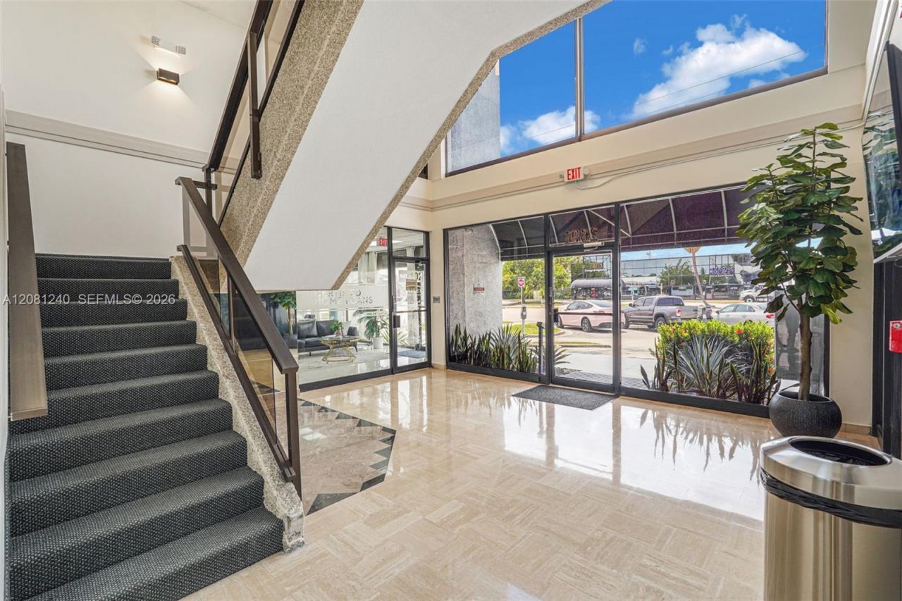 2691 E Oakland Park Blvd, Unit 401, Fort Lauderdale, FL 33306 Photo