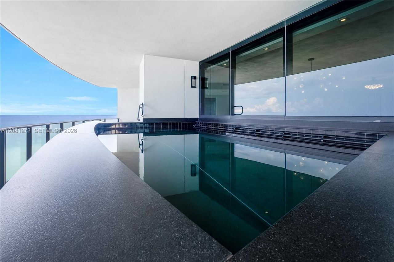 18555 Collins Ave, Unit 1505, Sunny Isles Beach, FL 33160 Photo