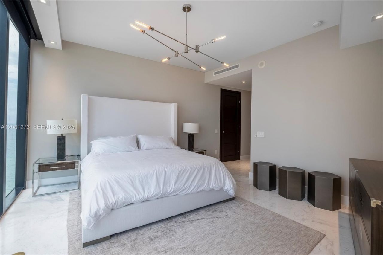 18555 Collins Ave, Unit 1505, Sunny Isles Beach, FL 33160 Photo